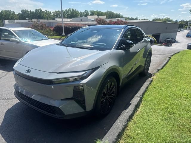 Used 2026 Toyota C-HR w/ Cold Weather Package AWD/4WD image 2