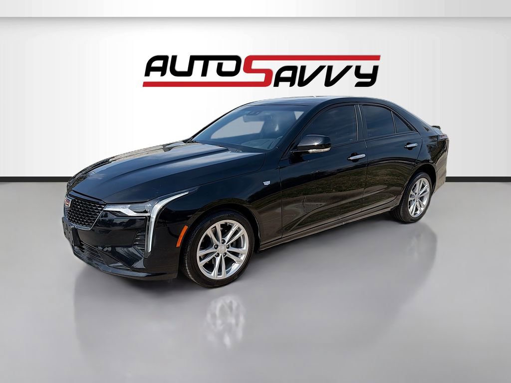 Used 2025 Cadillac CT4 Luxury RWD image 3