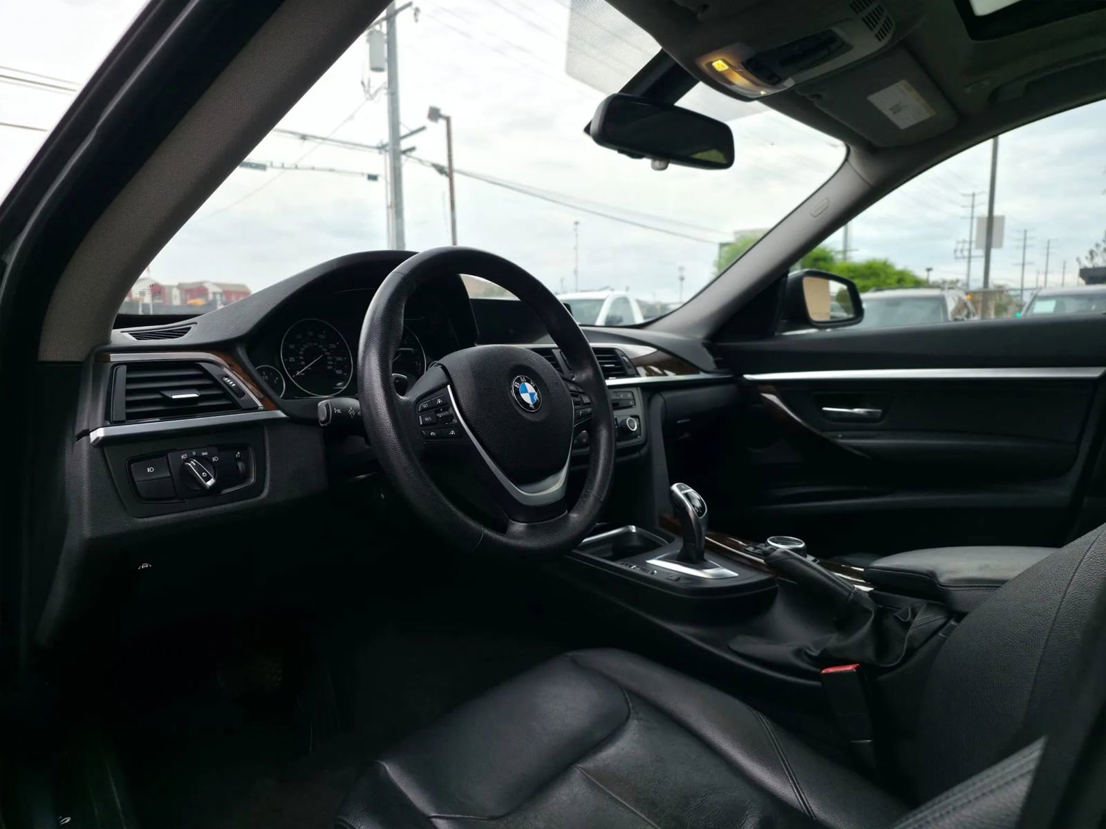 Used 2014 BMW 335i Gran Turismo xDrive image 32
