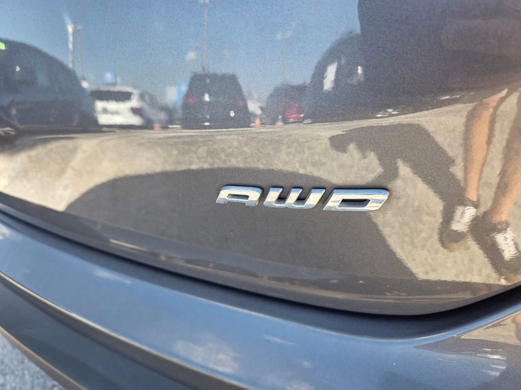 Used 2022 Ford Edge SEL image 11