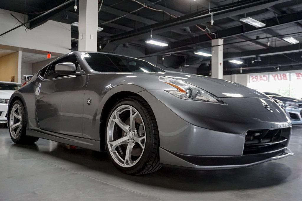 Used 2012 Nissan 370Z NISMO image 2