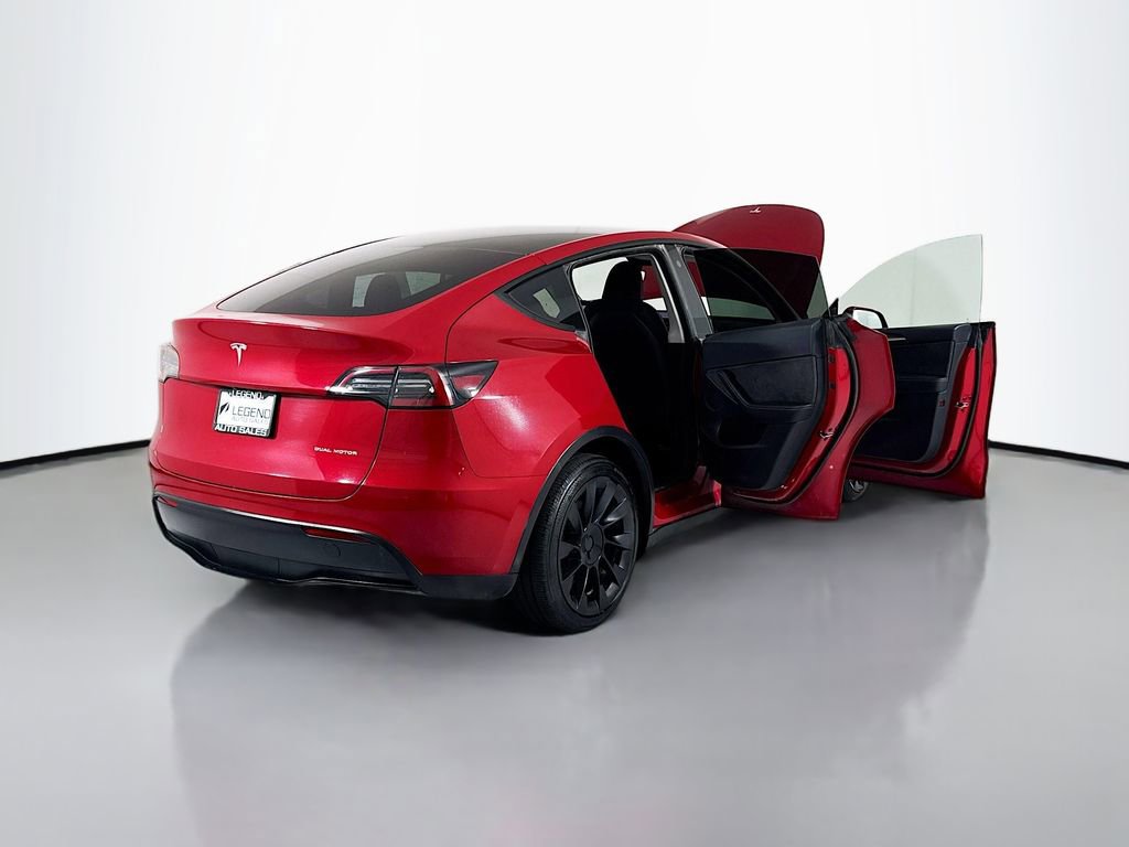 Used 2023 Tesla Model Y Long Range AWD/4WD image 35