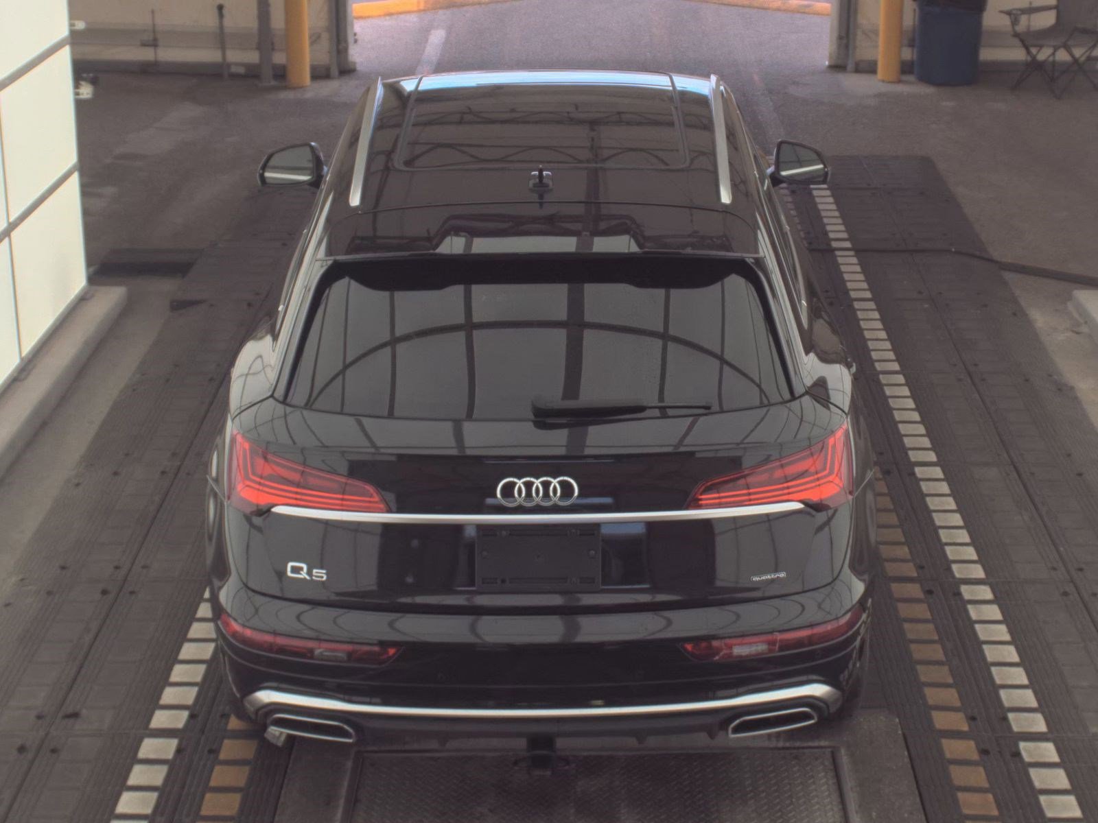 Used 2023 Audi Q5 2.0T Premium w/ Convenience Package AWD/4WD image 7