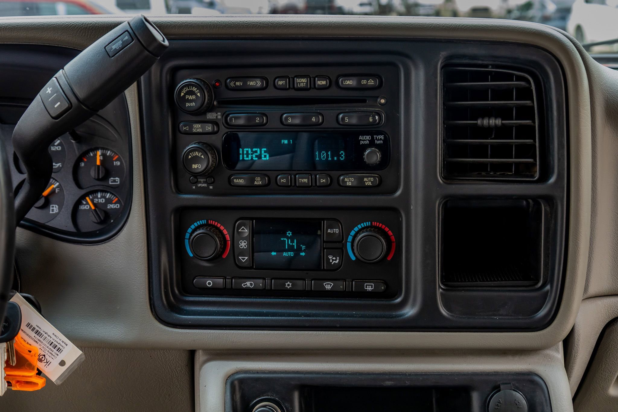 Used 2007 GMC Sierra 3500 SLT w/ Heavy-Duty Power Package image 24