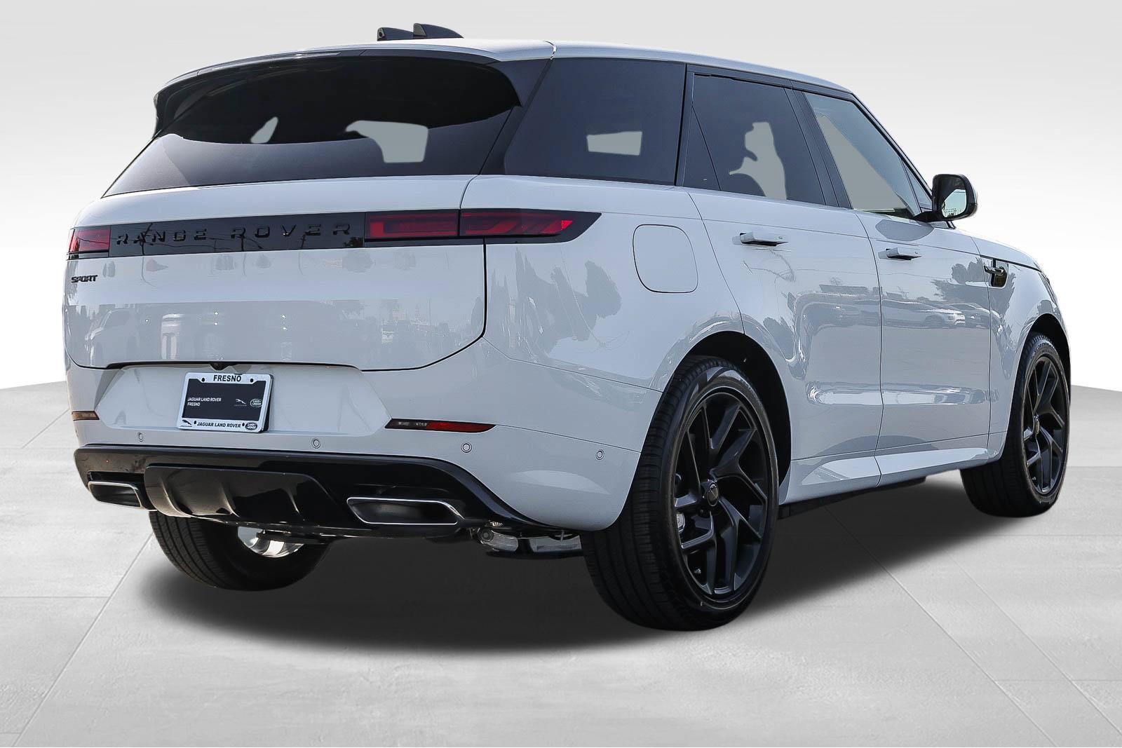 New 2026 Land Rover Range Rover Sport Dynamic SE AWD/4WD image 5
