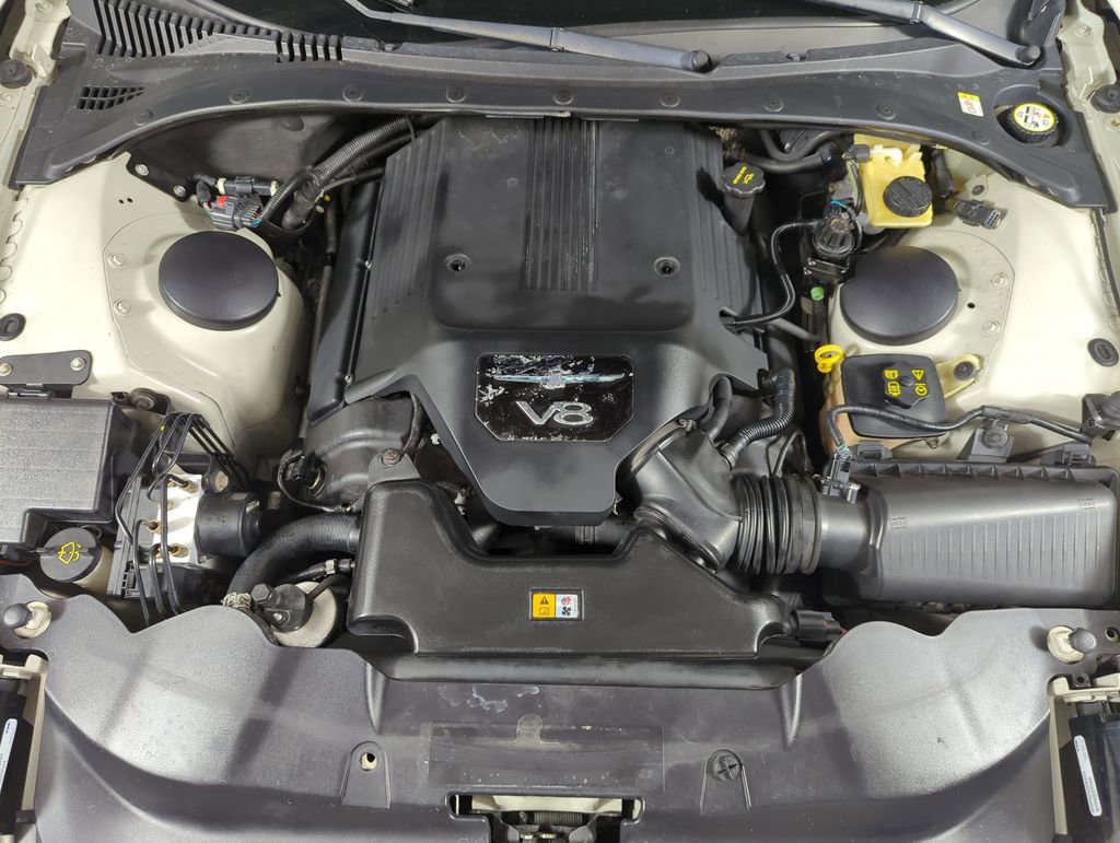 Used 2005 Ford Thunderbird 50th Anniversary image 15