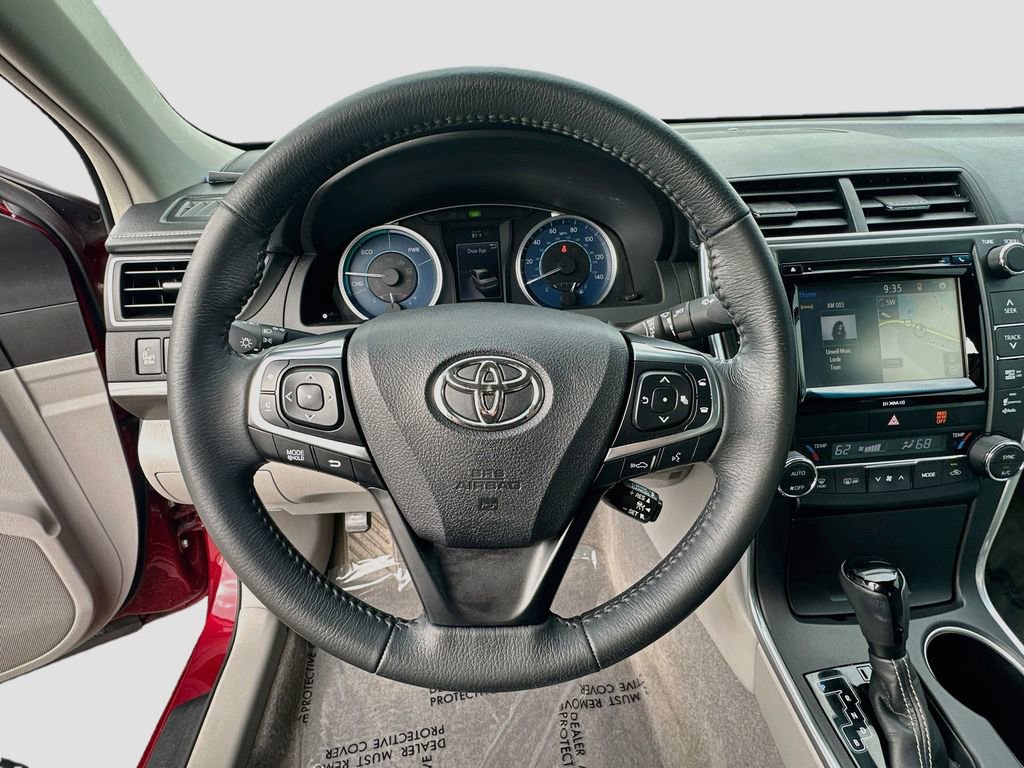 Used 2017 Toyota Camry XLE FWD image 11