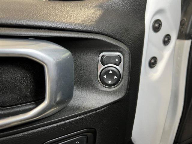 Certified 2022 Jeep Wrangler Unlimited Sahara image 27