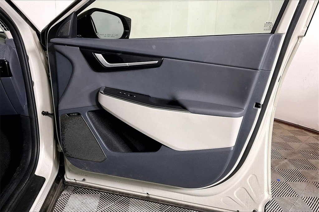 Used 2023 Kia EV6 Wind image 23