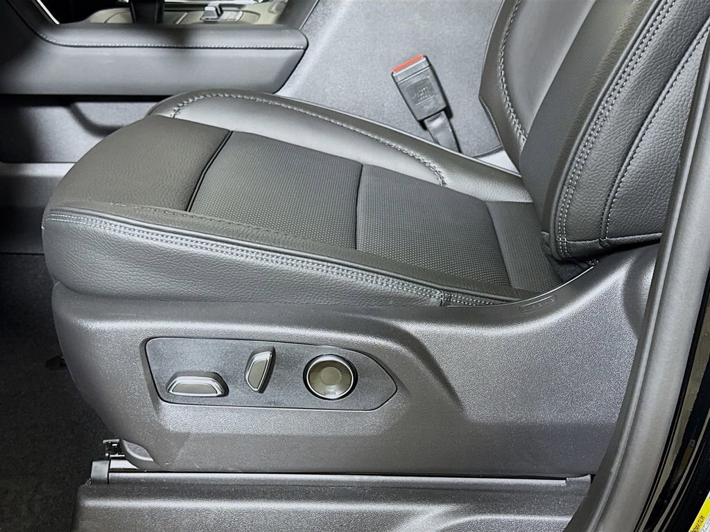 New 2026 GMC Sierra 1500 Denali w/ Technology Package image 17