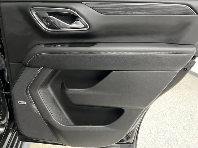 Used 2024 GMC Yukon SLT AWD/4WD image 49