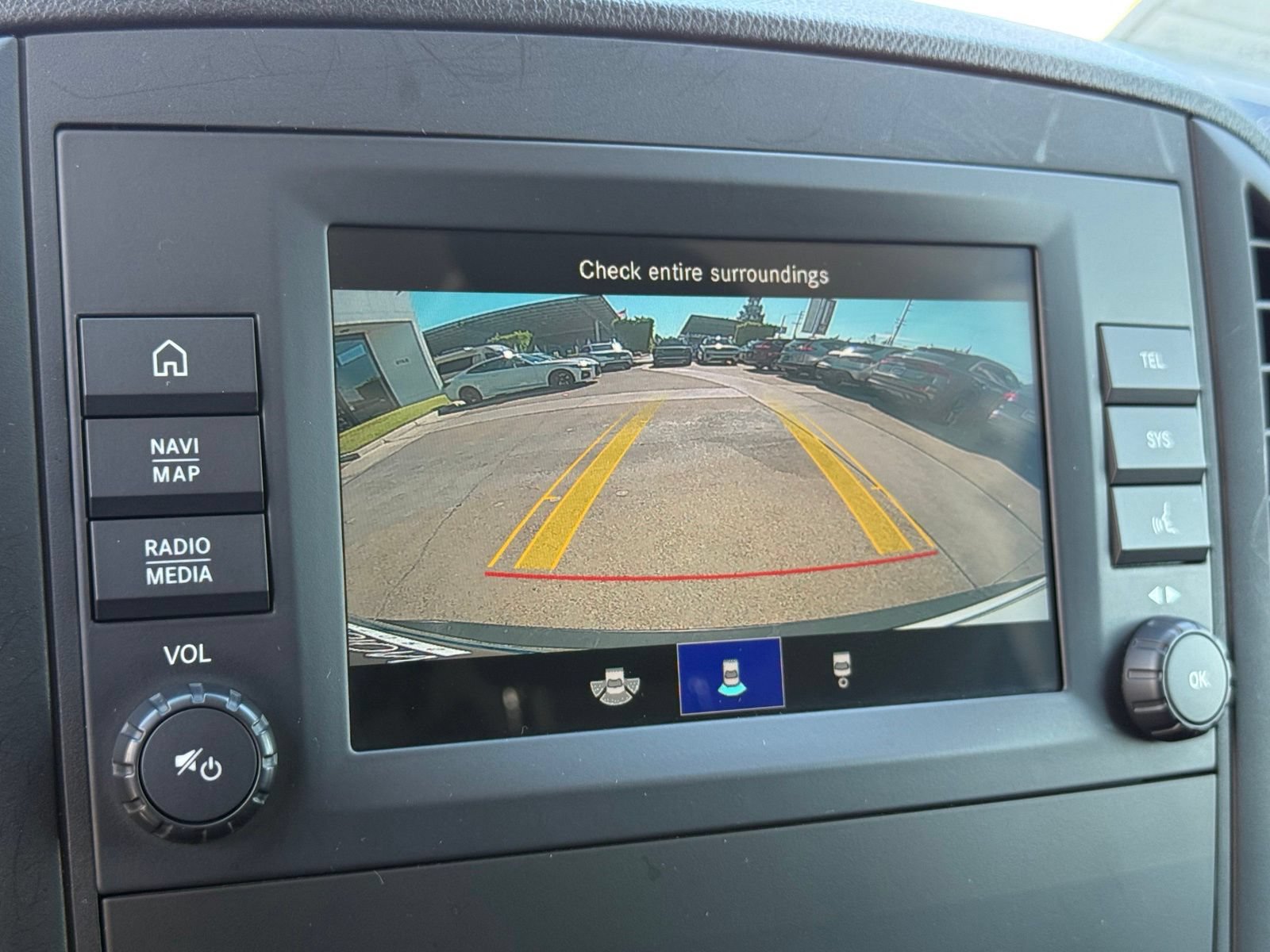 Used 2023 Mercedes-Benz Metris image 38
