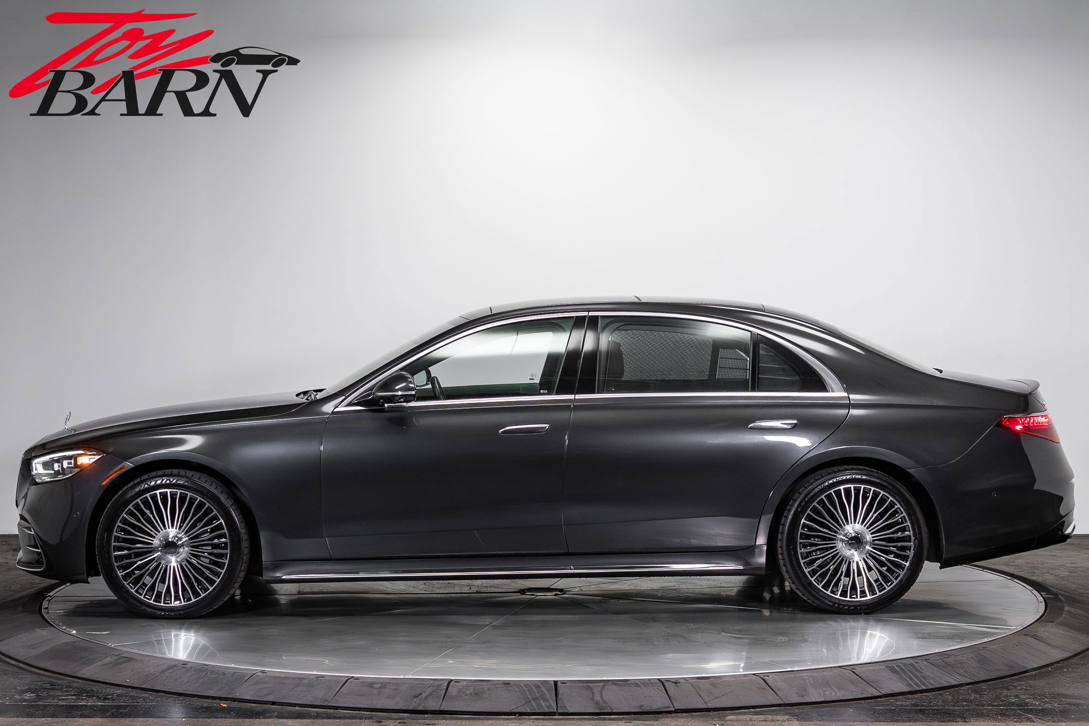Used 2023 Mercedes-Benz S 500 4MATIC w/ AMG Line video 2