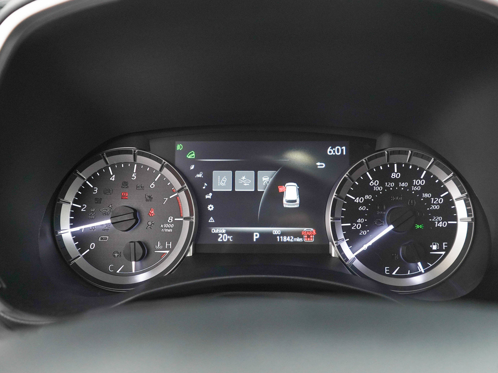 Used 2024 Toyota Highlander XSE AWD/4WD image 30