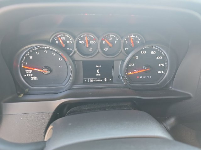 Used 2023 Chevrolet Silverado 1500 Custom Trail Boss AWD/4WD image 4