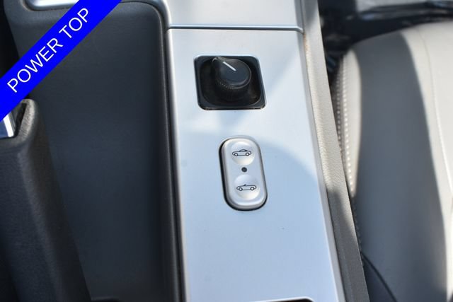 Used 2005 Chrysler Crossfire Limited RWD image 7