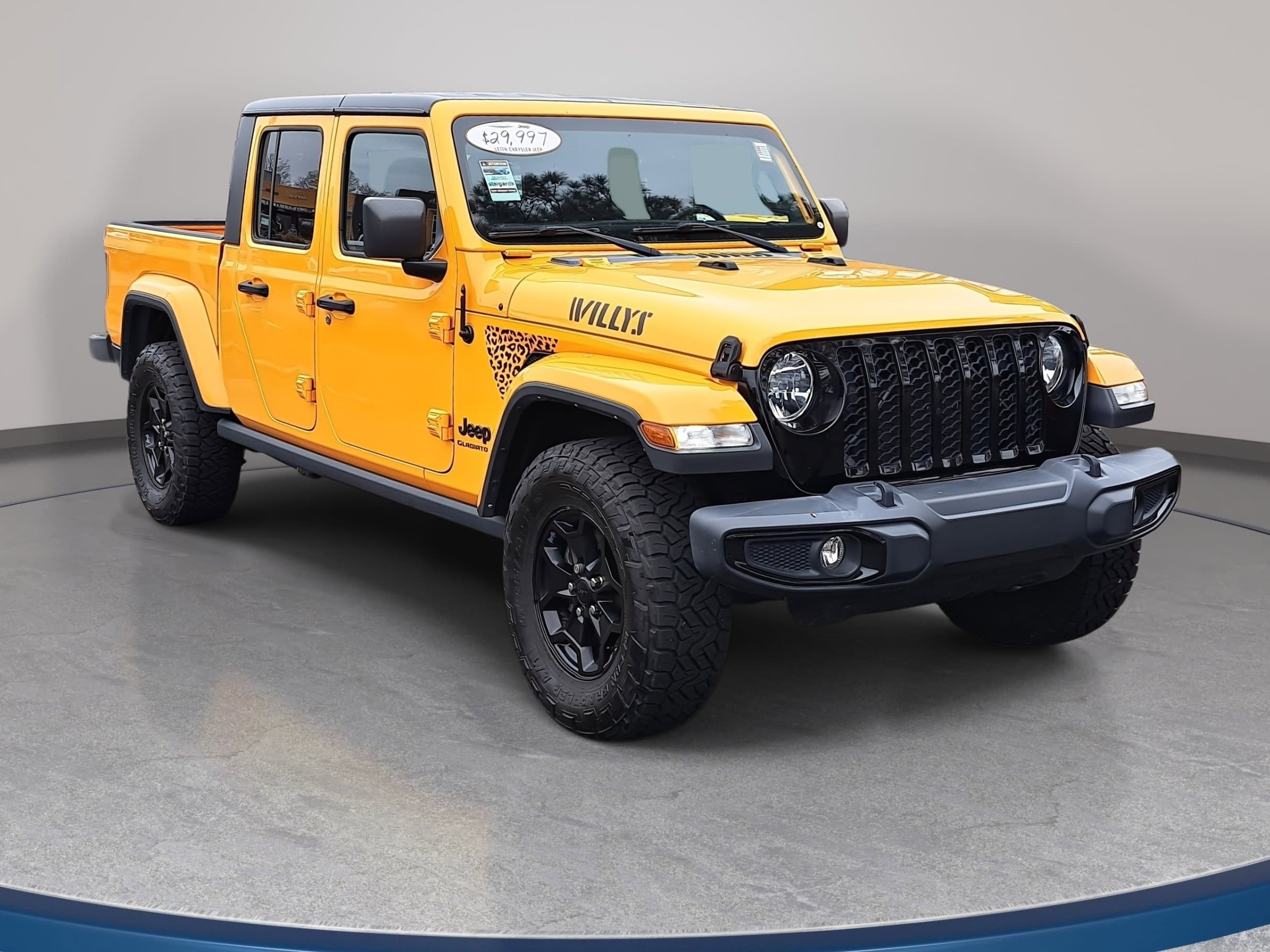 Used 2021 Jeep Gladiator Willys image 3