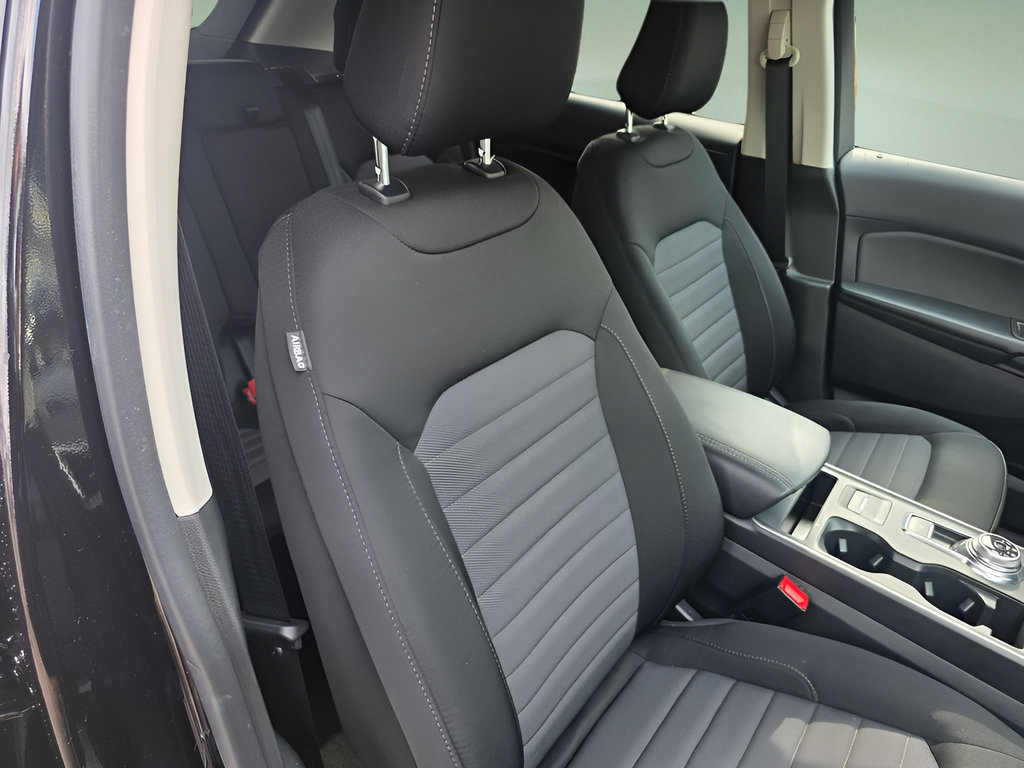 Used 2023 Ford Edge SE AWD/4WD image 30
