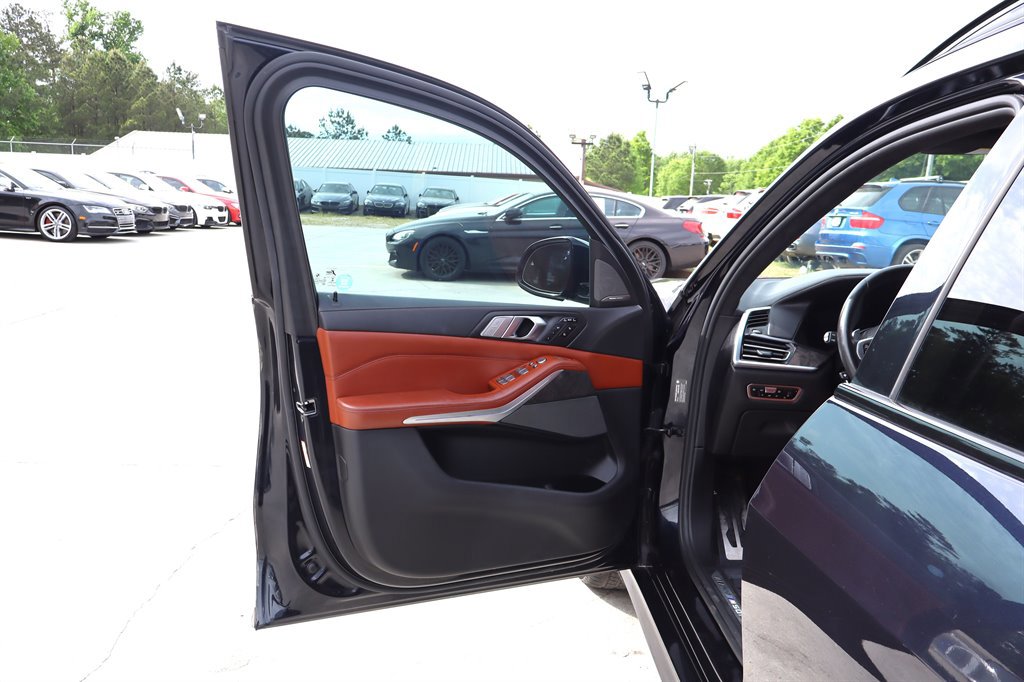 Used 2020 BMW X7 M50i AWD/4WD image 71