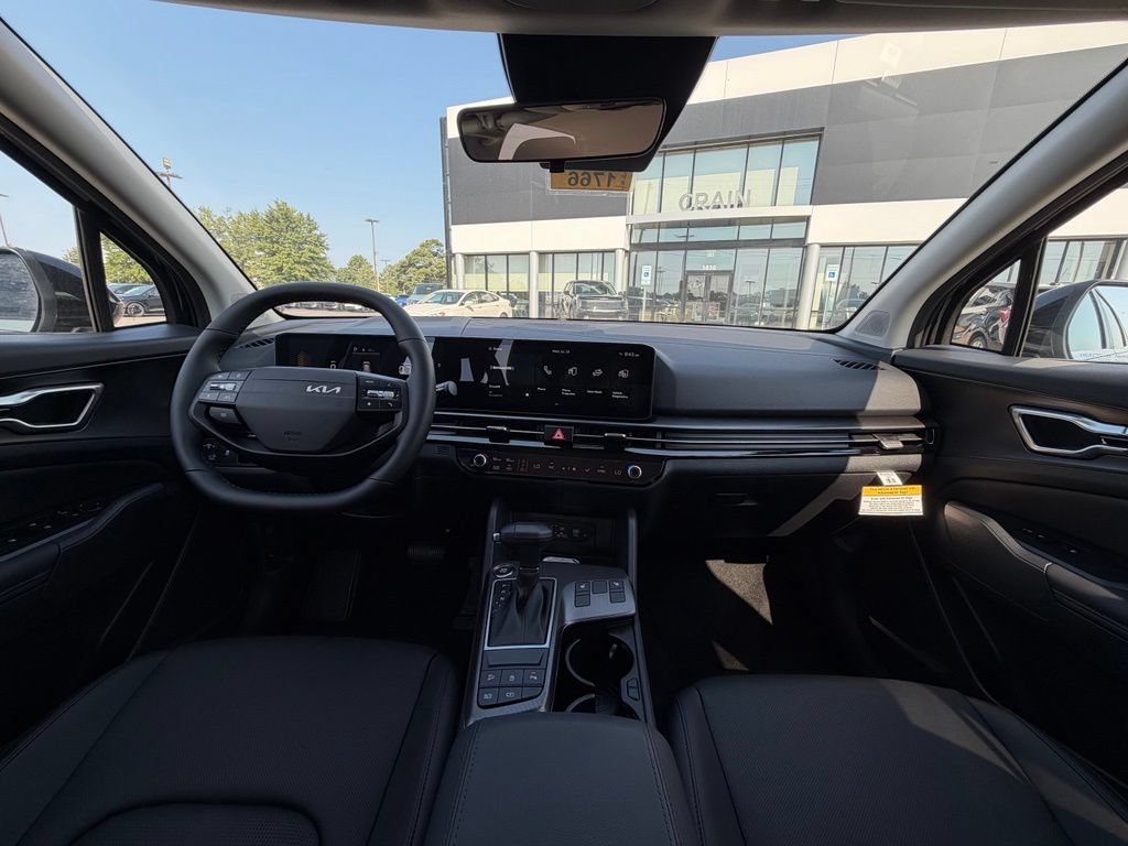 New 2026 Kia Sportage EX w/ EX Panorama Roof Package FWD image 32