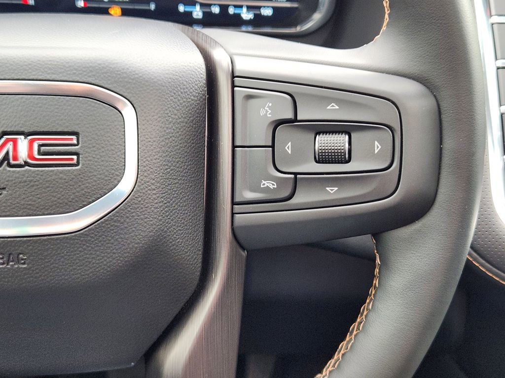 Used 2024 GMC Yukon AT4 w/ AT4 Premium Plus Package image 21