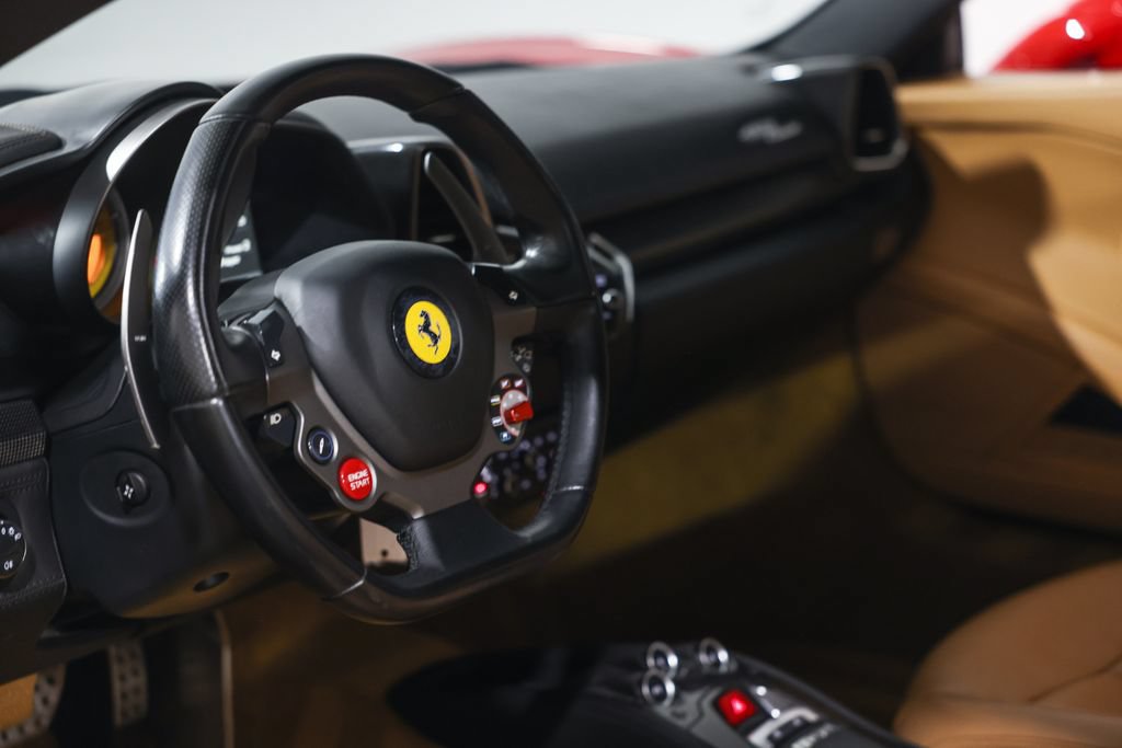 Used 2010 Ferrari 458 Italia Coupe RWD image 34