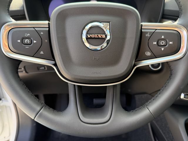 New 2026 Volvo XC40 B4 Core FWD image 19