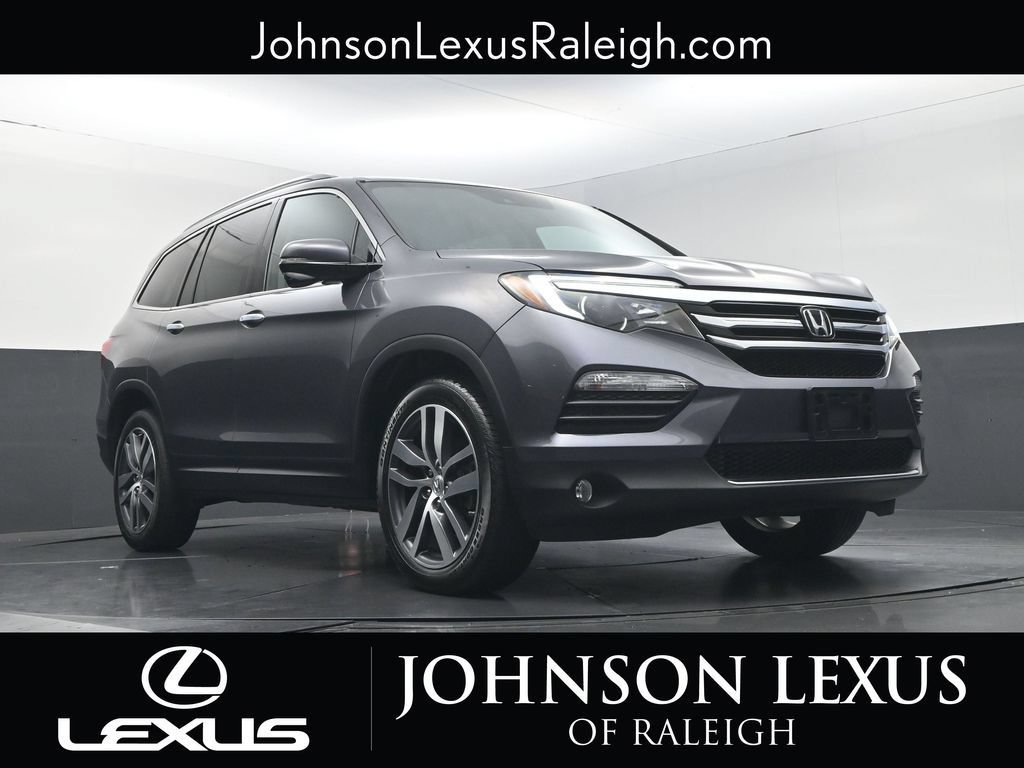 Used 2017 Honda Pilot Touring image 15