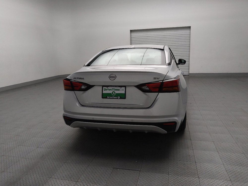 Used 2024 Nissan Altima 2.5 SV image 7