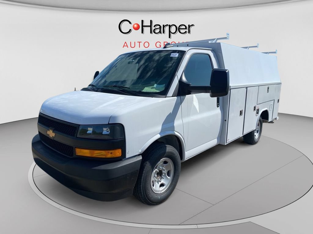 New 2026 Chevrolet Express 3500 w/ Power Convenience Package RWD image 7