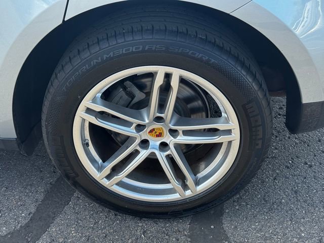 Used 2021 Porsche Macan S AWD/4WD image 11