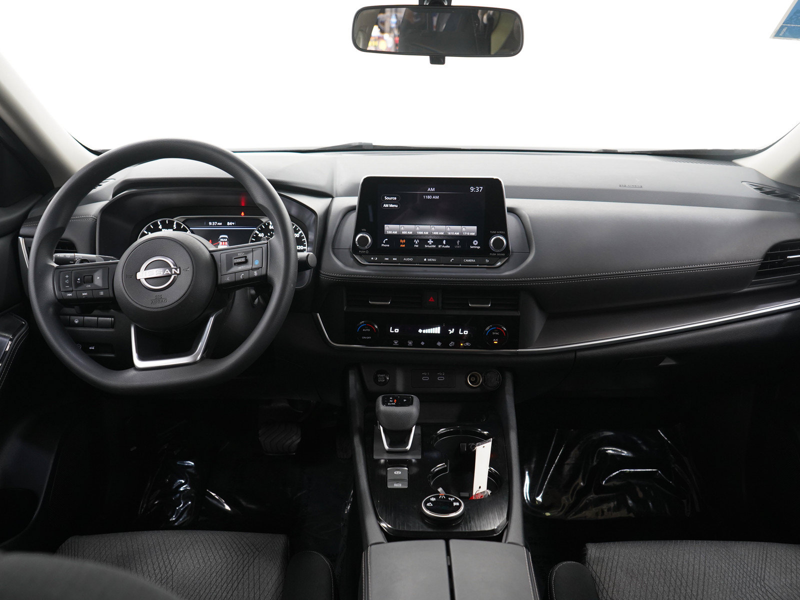 Used 2024 Nissan Rogue SV AWD/4WD image 17