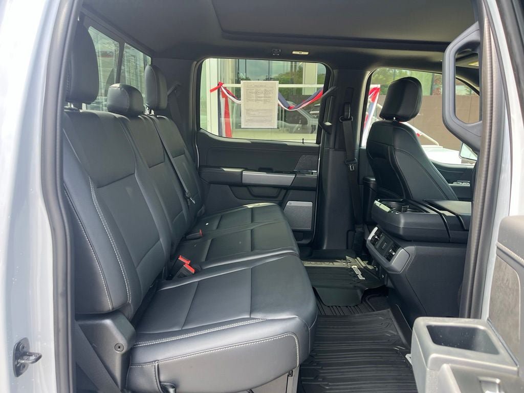 Used 2025 Ford F150 XLT w/ Equipment Group 303A High AWD/4WD image 18