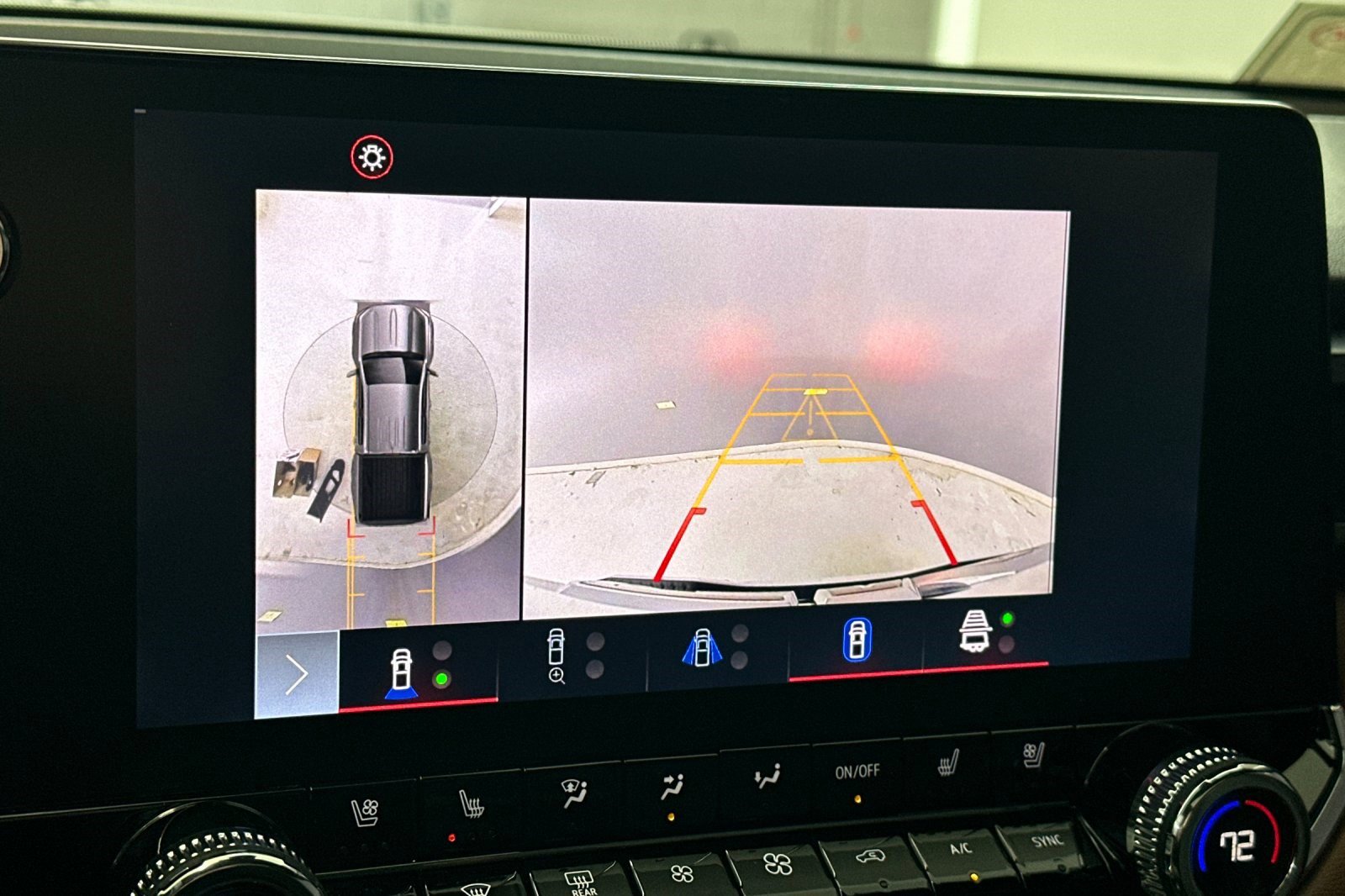 Used 2023 GMC Canyon AT4 w/ AT4 Premium Package image 23