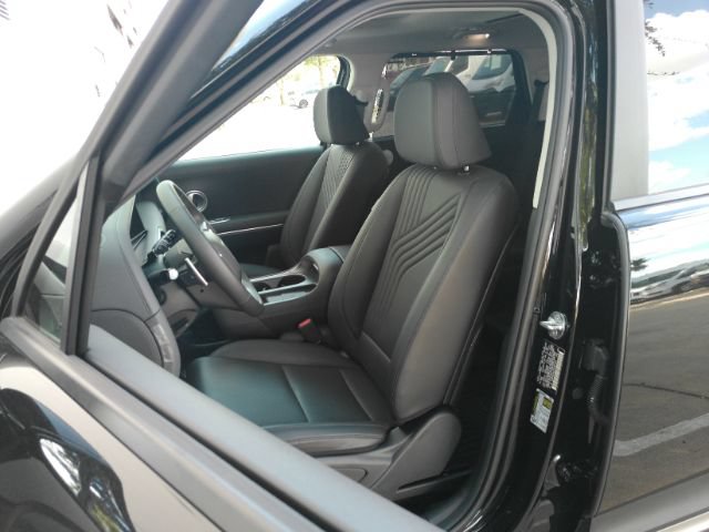 Used 2026 Hyundai Palisade SEL FWD image 6