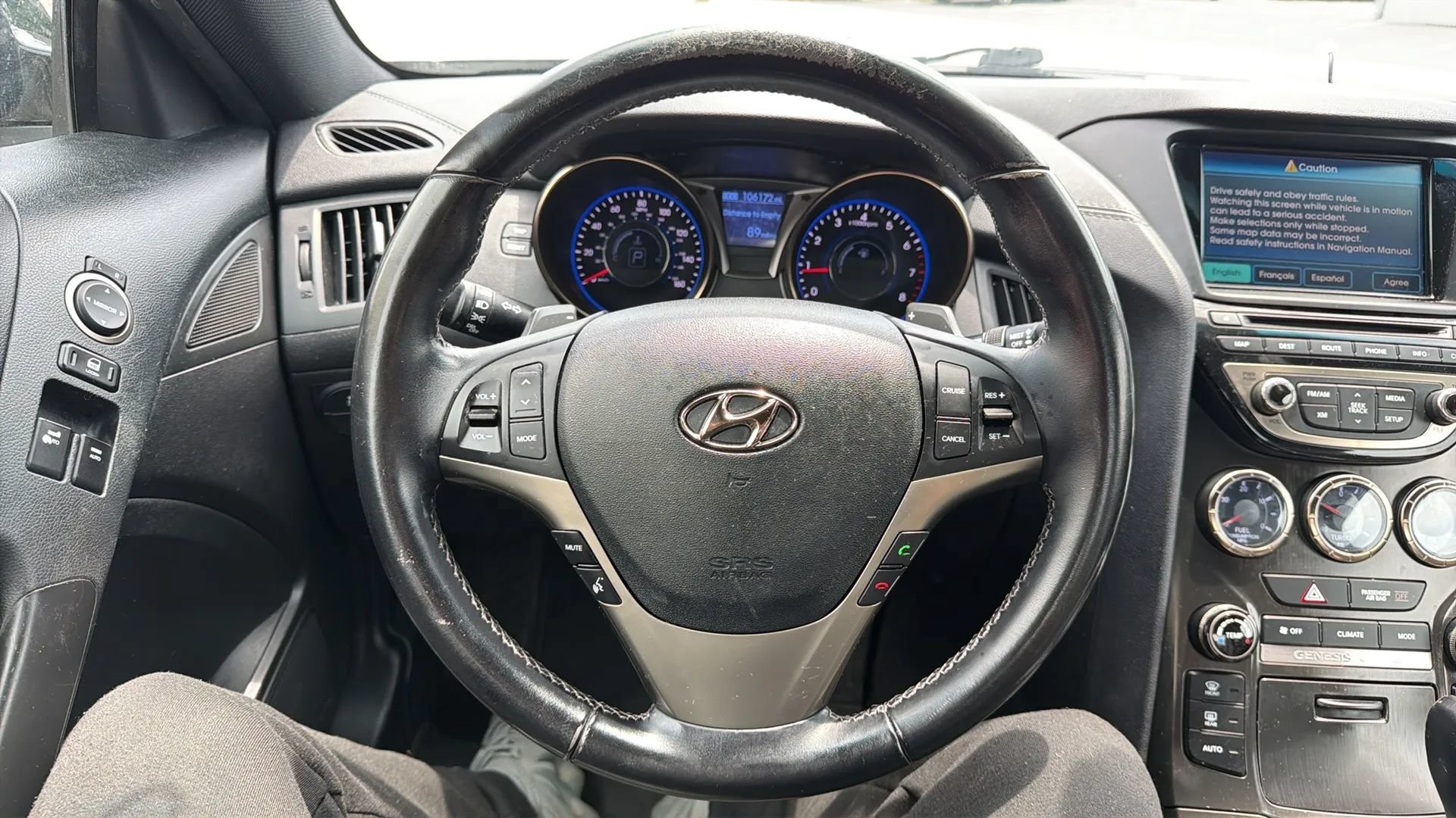Used 2013 Hyundai Genesis 2.0T RWD image 10