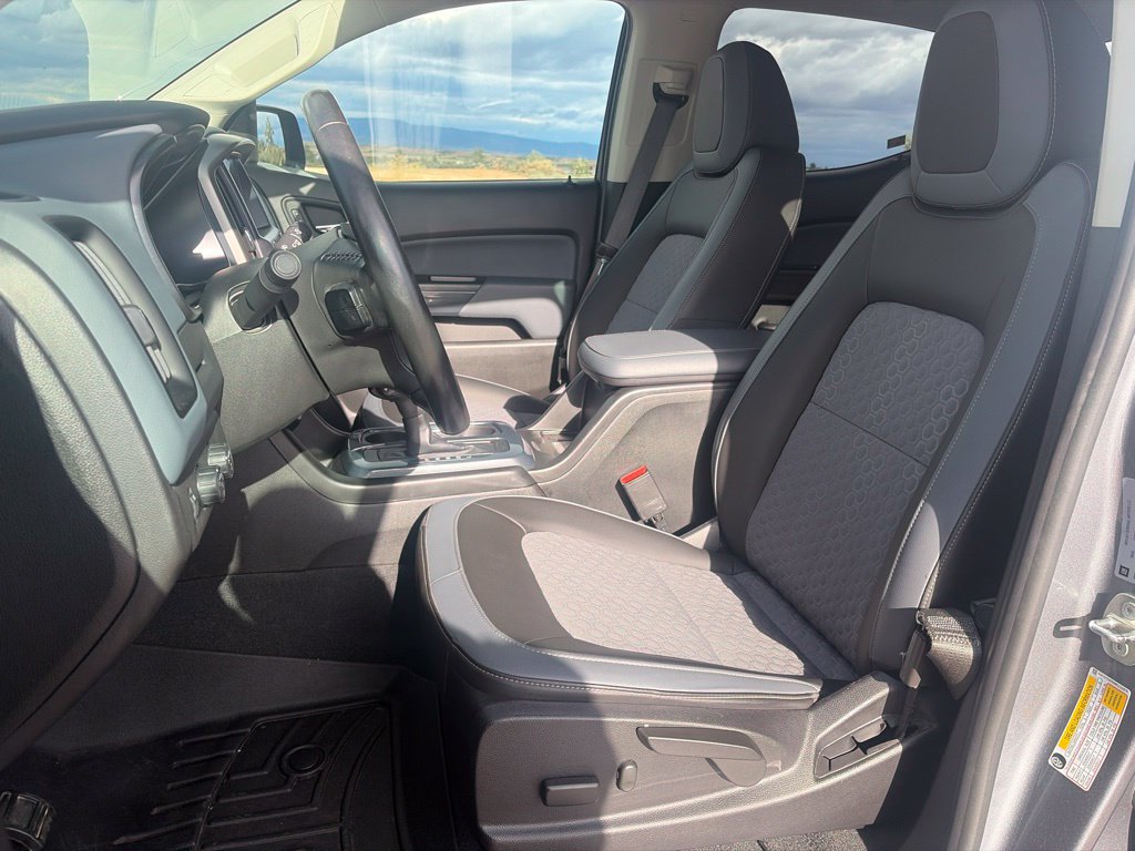 Used 2021 Chevrolet Colorado Z71 w/ Safety Package AWD/4WD image 10