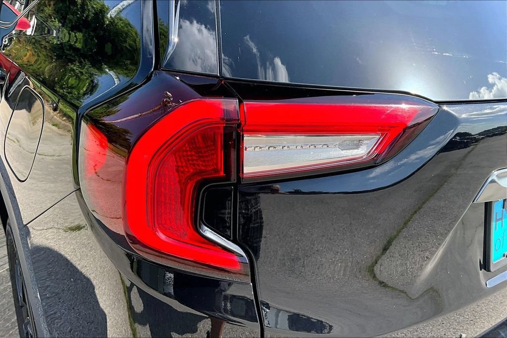 Used 2023 GMC Terrain AT4 AWD/4WD image 30