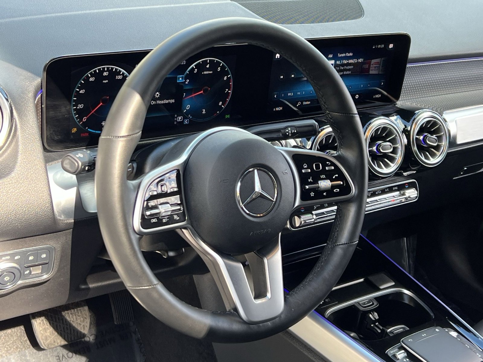 Certified 2022 Mercedes-Benz GLB 250 4MATIC image 14