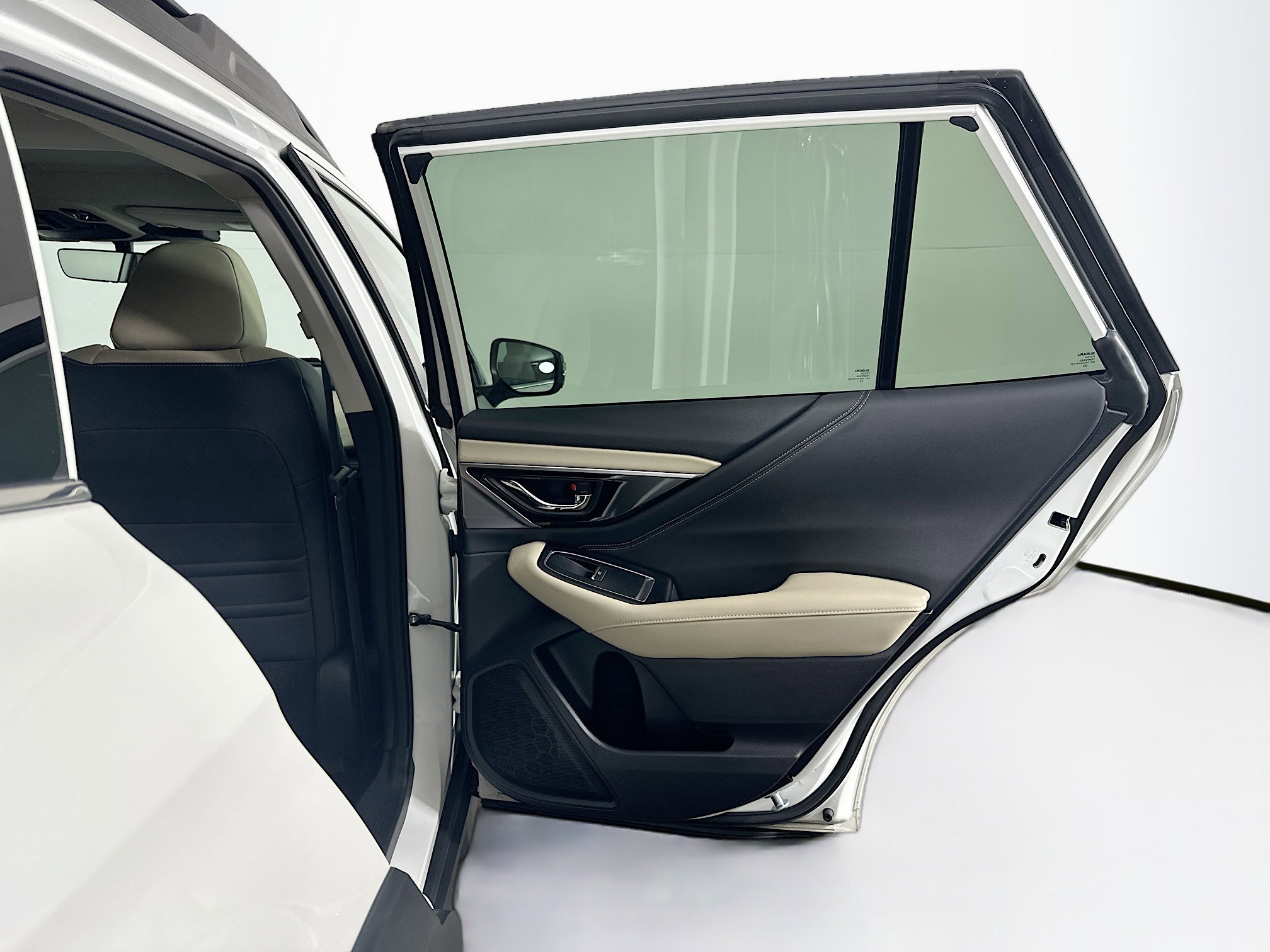 Used 2023 Subaru Outback Limited XT image 32