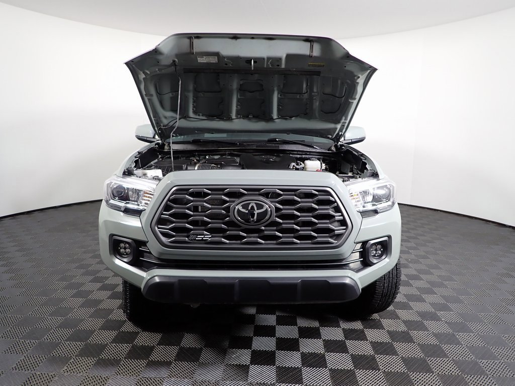 Used 2023 Toyota Tacoma TRD Off-Road image 6