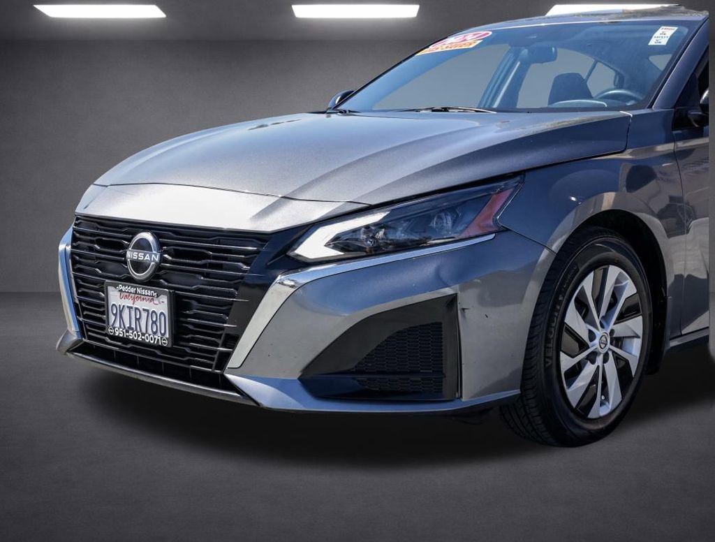 Used 2024 Nissan Altima 2.5 S image 9