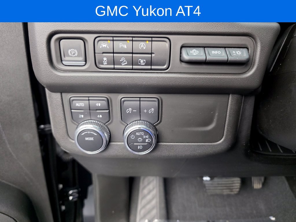 Used 2023 GMC Yukon AT4 w/ Technology Package AWD/4WD image 26