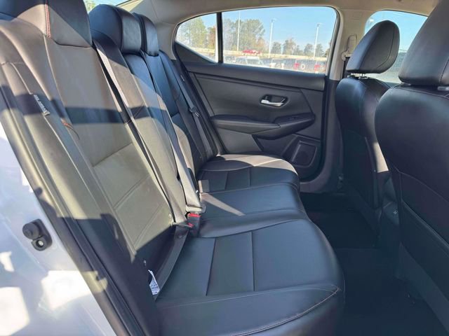 Used 2024 Nissan Sentra SR w/ SR Premium Package image 11