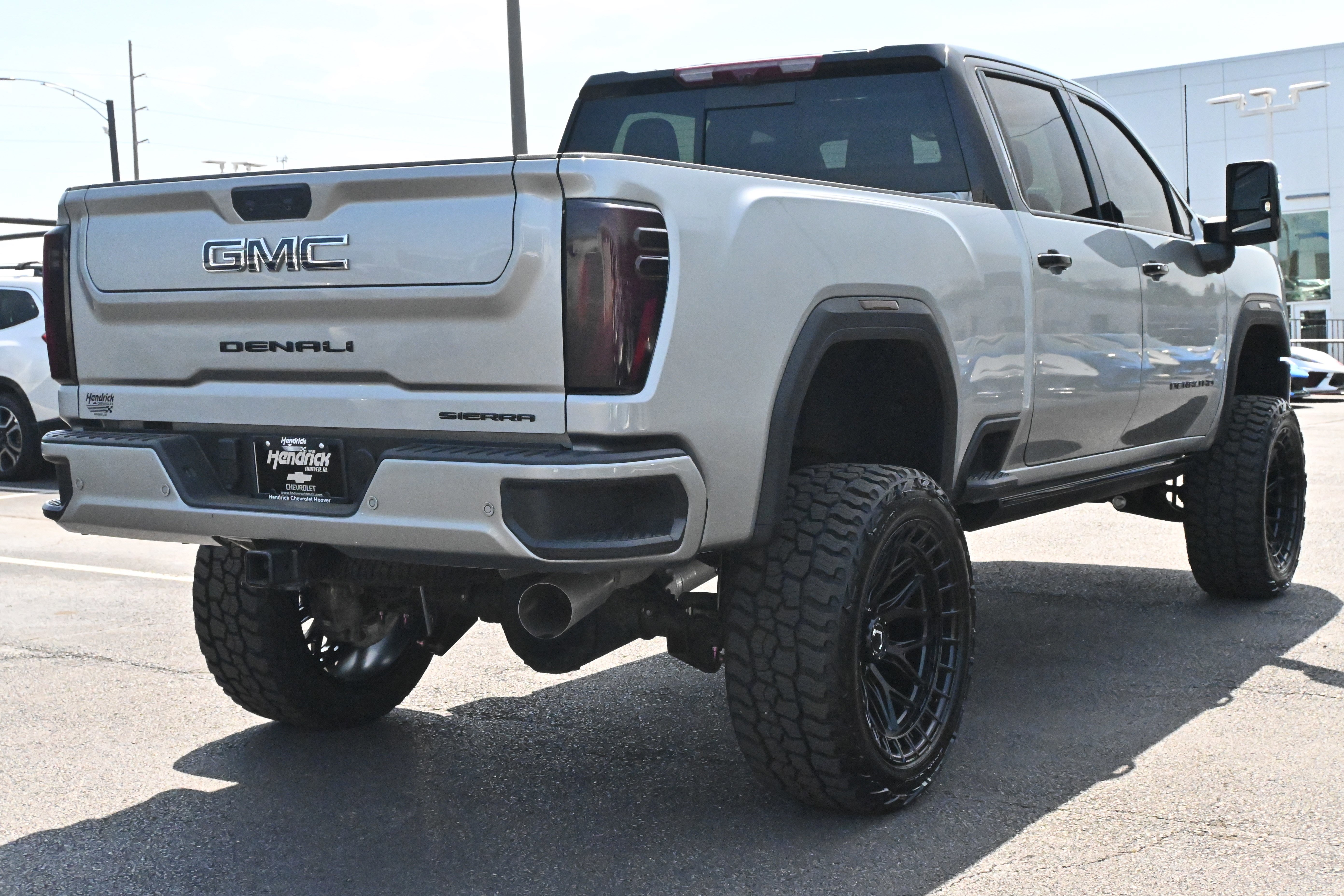 Used 2025 GMC Sierra 2500 Denali Ultimate w/ Max Trailering Package image 16