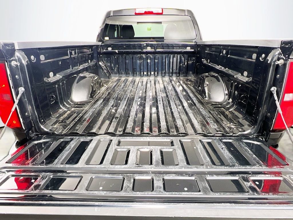 Used 2022 Chevrolet Colorado LT w/ Fleet Safety Package image 23