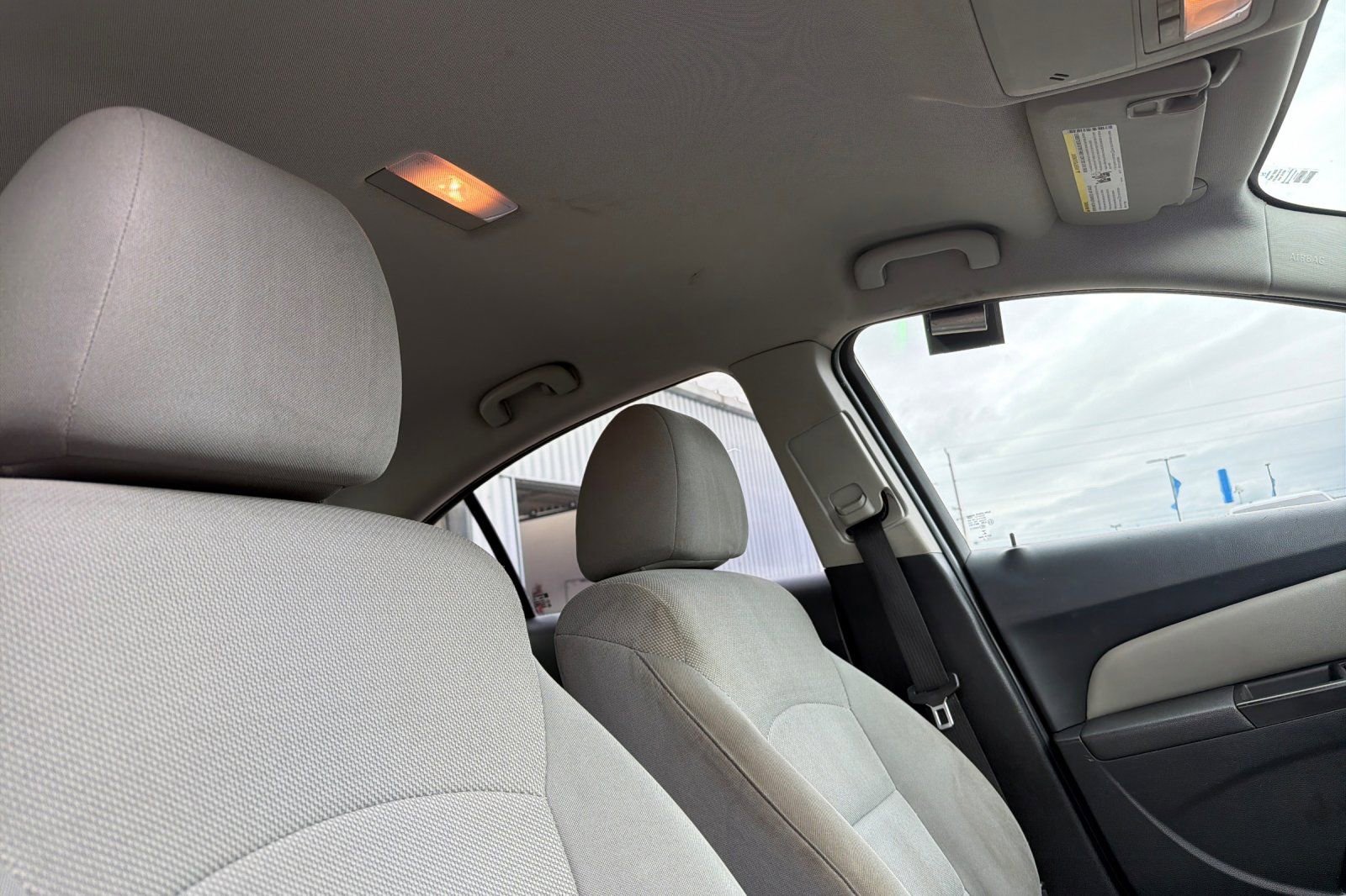 Used 2015 Chevrolet Cruze LT FWD image 15