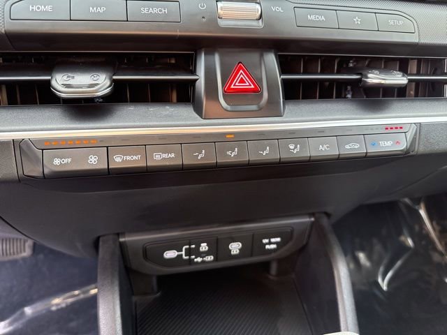 Used 2025 Kia K4 LXS image 25