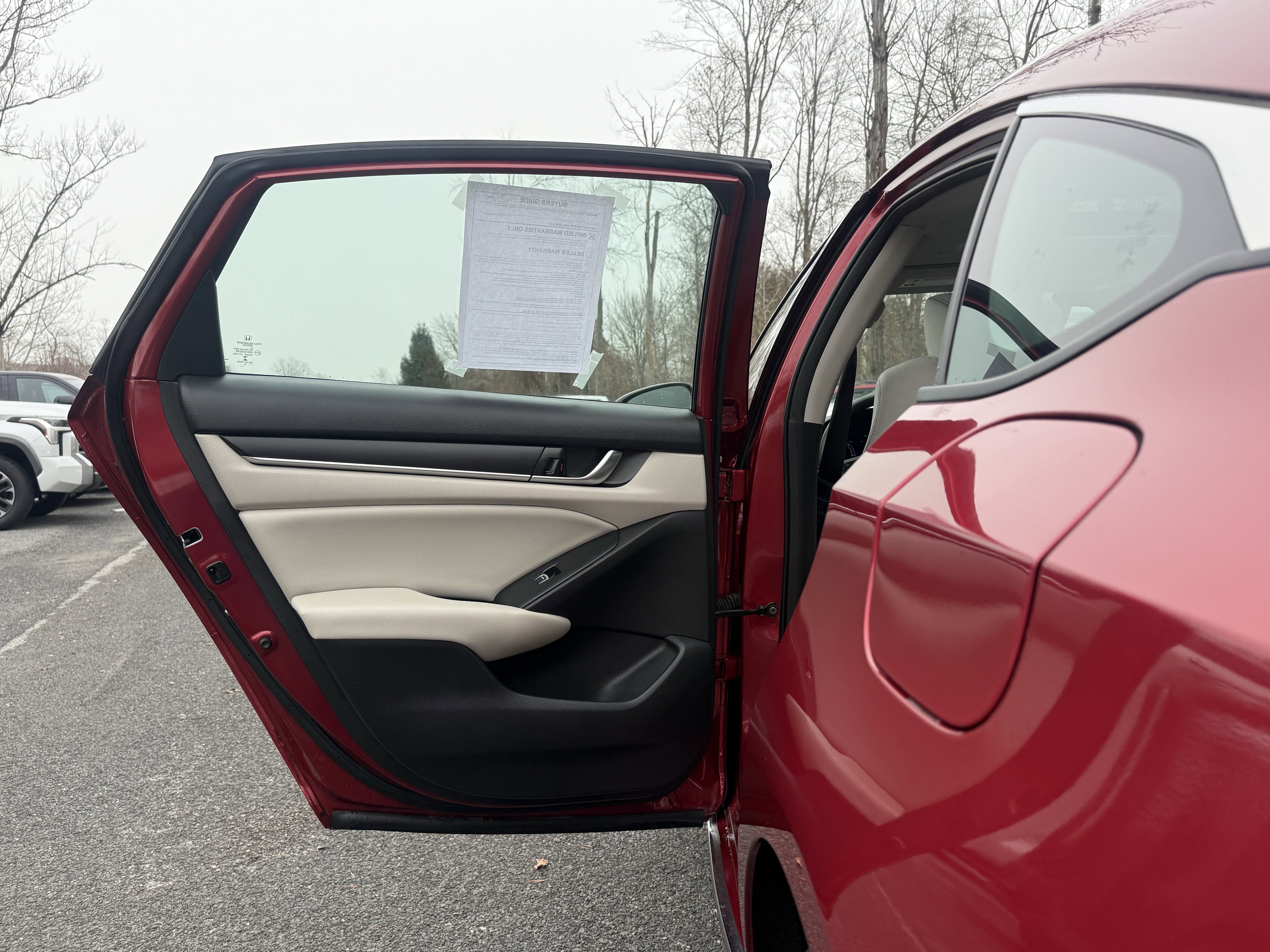 Used 2018 Honda Accord EX image 31