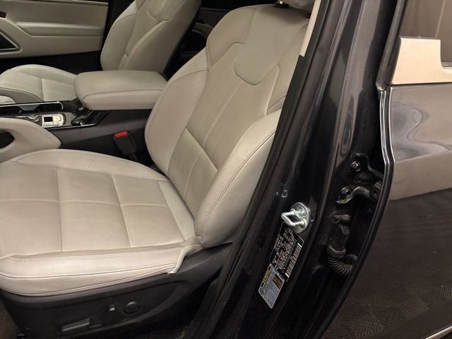 Used 2023 Kia Telluride EX image 13